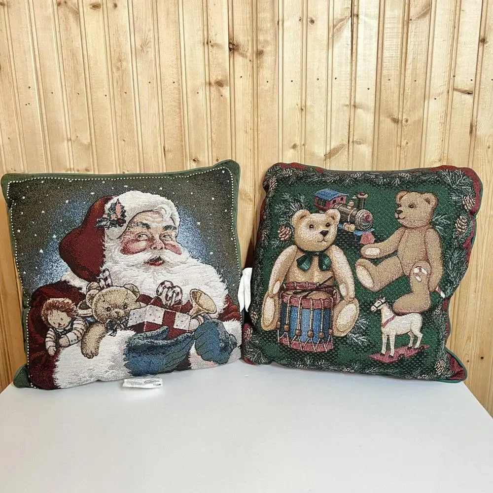 Lot Of 2 VTG Christmas Throw Pillows Santa Teddy Bears American Weavers Mohawk